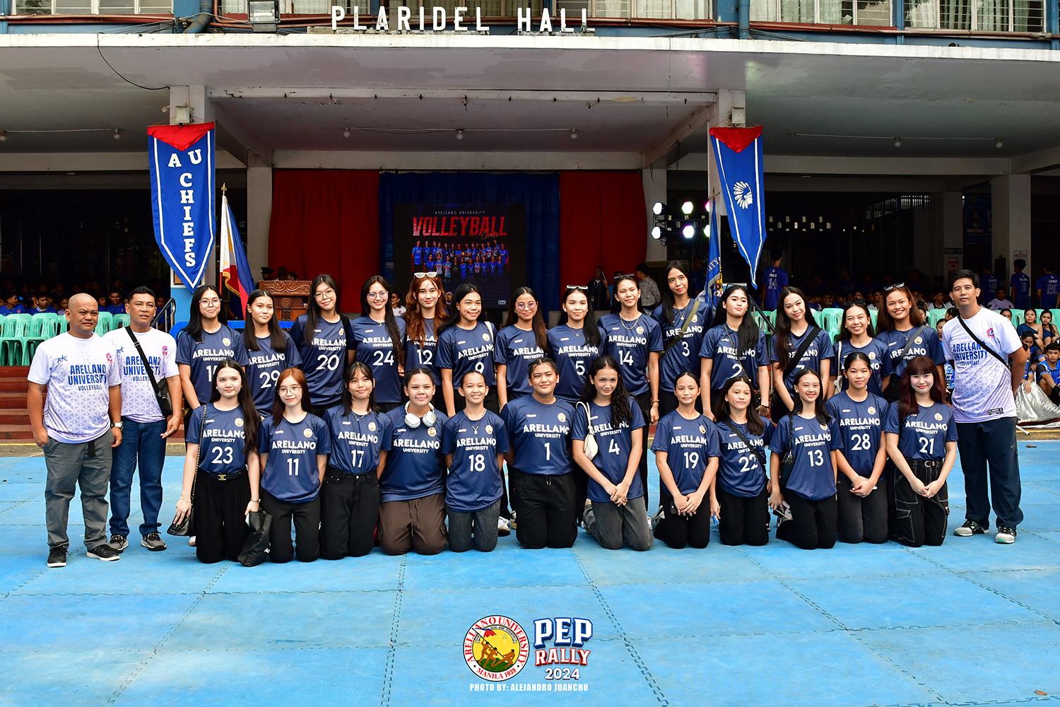 Girl's Volleyball Team (Junior)