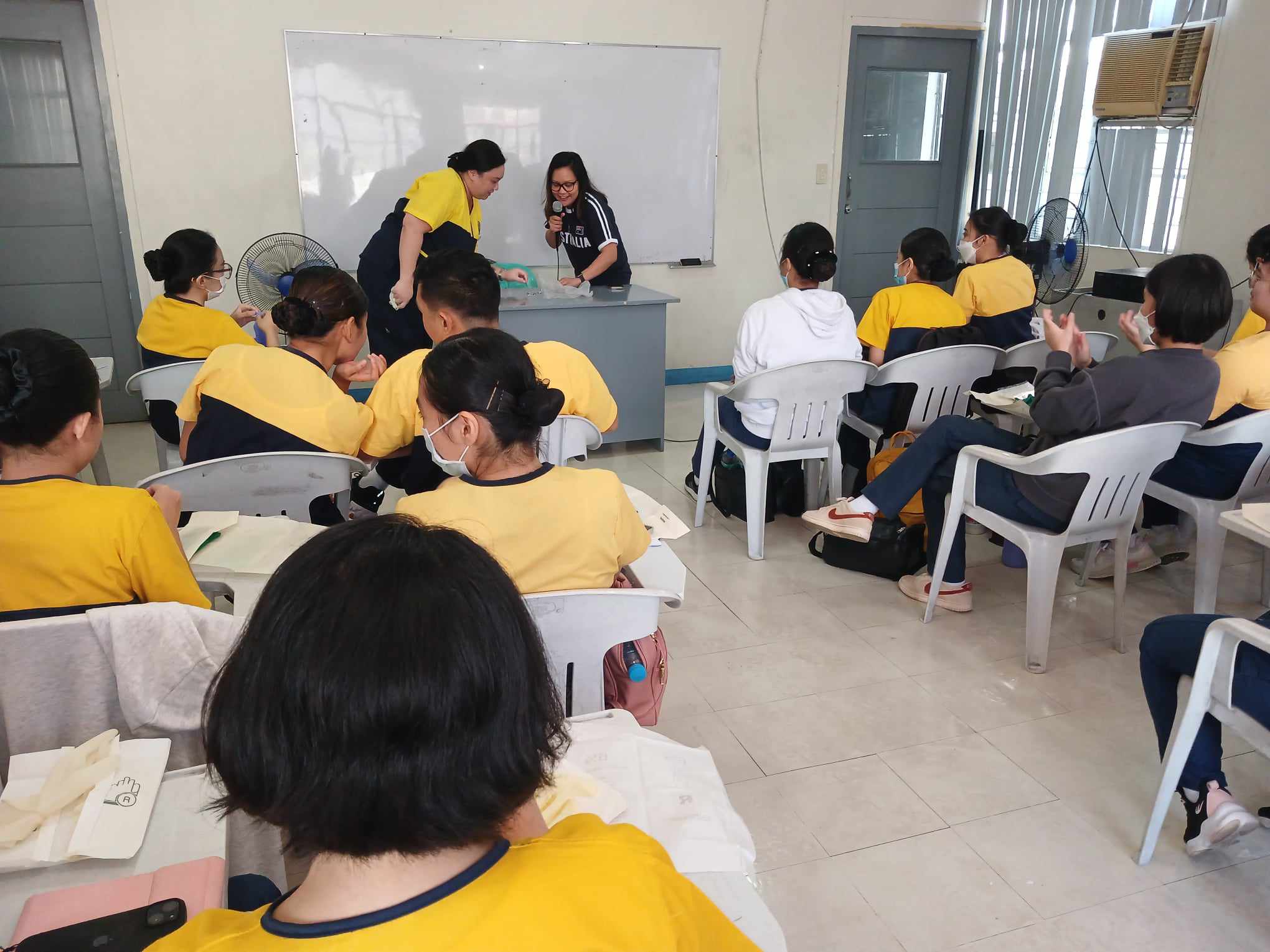 Arellano University - International Nursing Program Alumnus Returns to Share Remarkable Nursing Journey