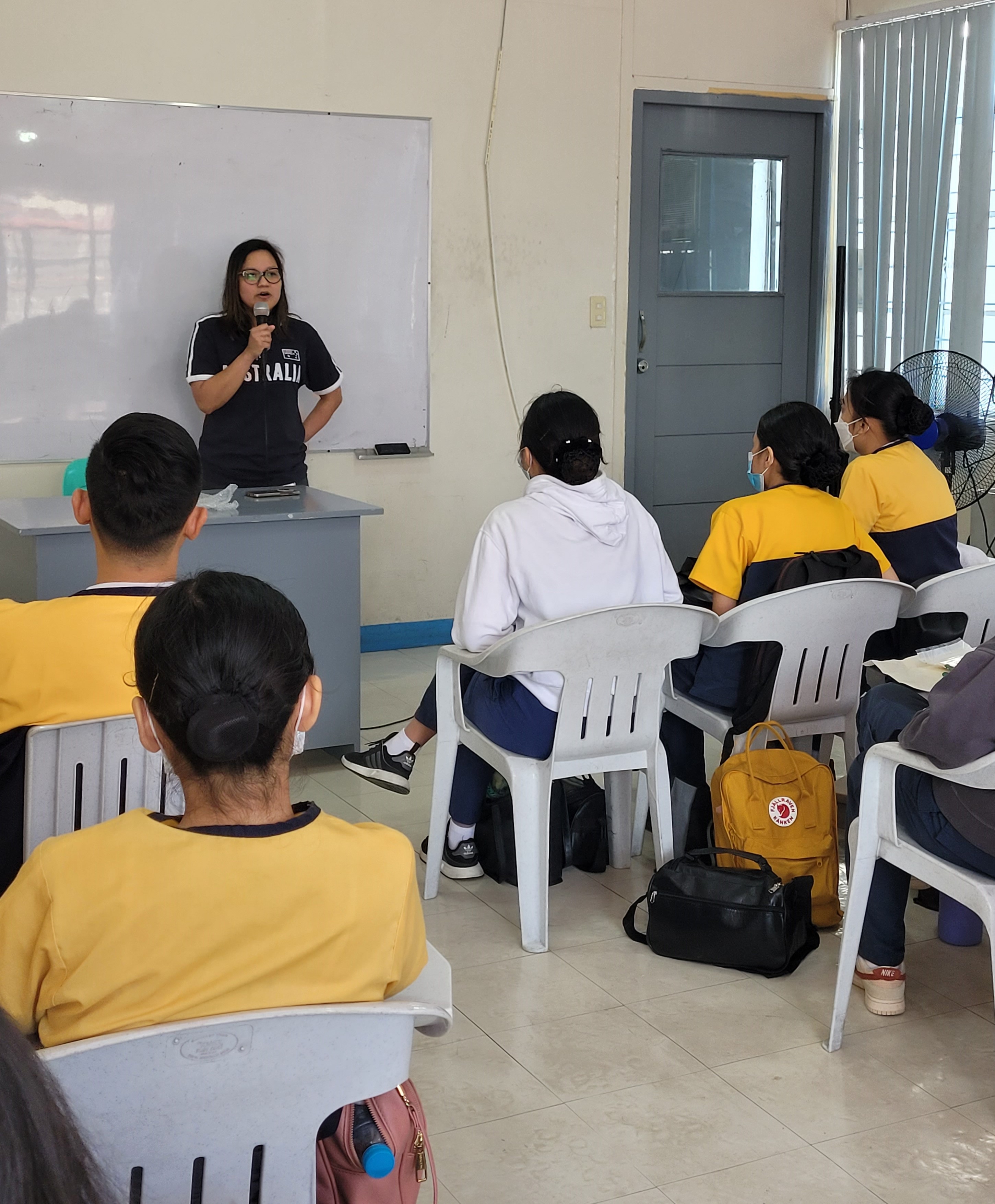 Arellano University - International Nursing Program Alumnus Returns to Share Remarkable Nursing Journey