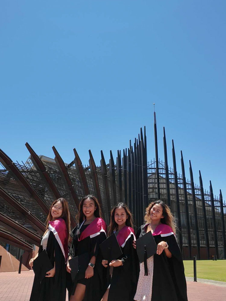 AU-INP Filipino Students Achieve Nursing Dreams at ECU Graduation in Perth