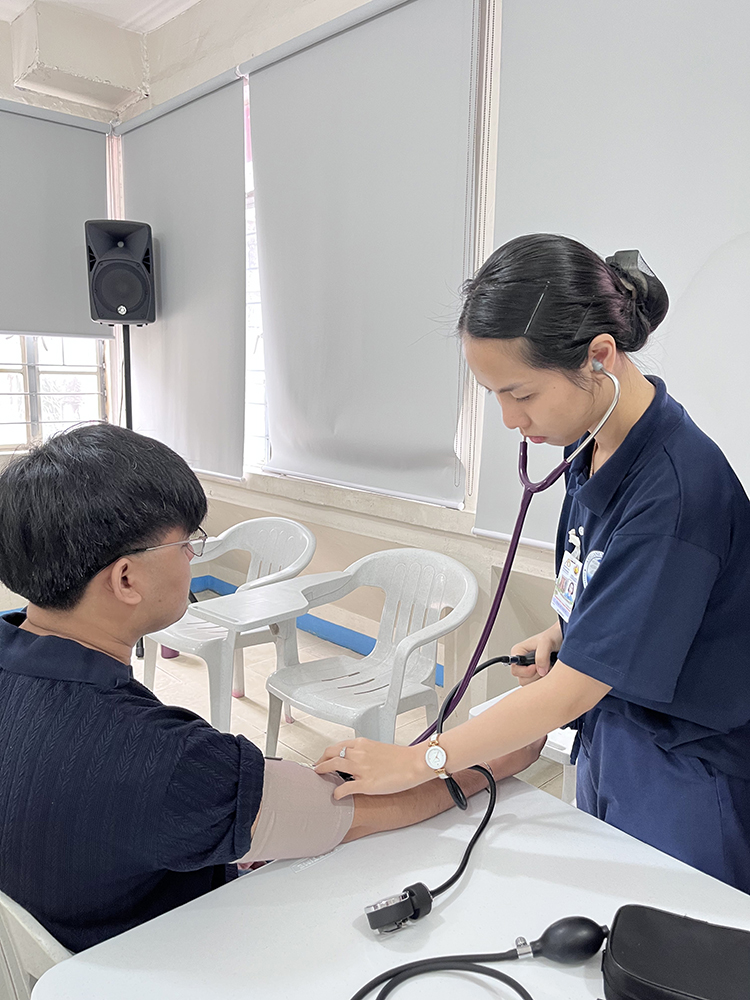 AU-INP Students Lead Successful Health Fair